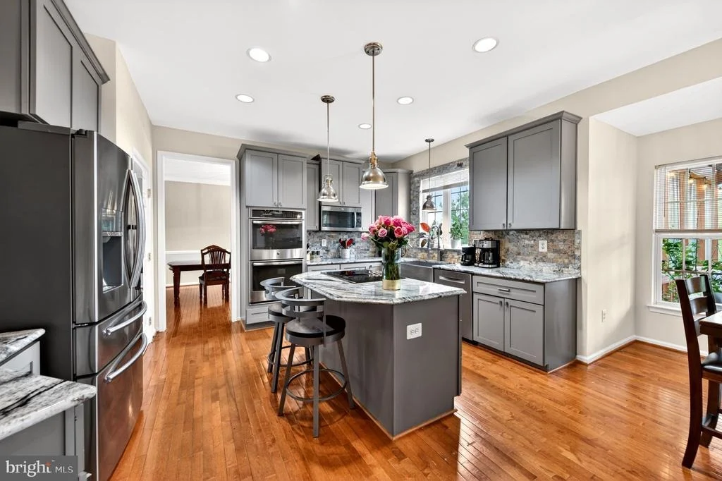 Photo of 8 N POINTE TERRACE