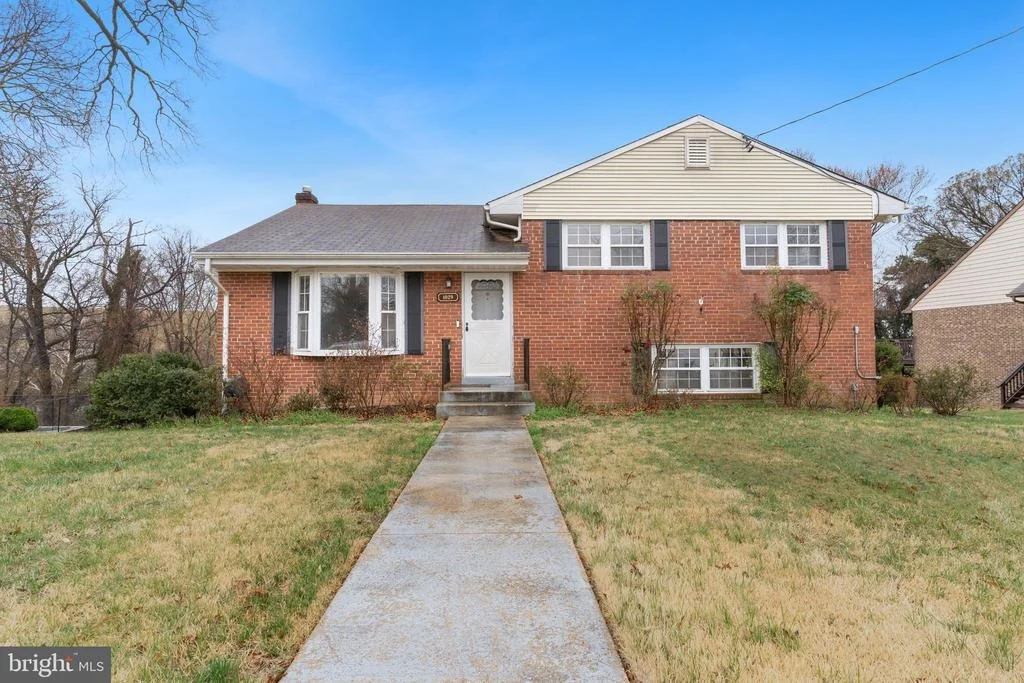 Photo of 1029 BROADVIEW ROAD
