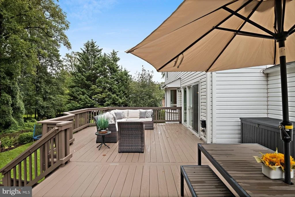Photo of 7712 LEAR ROAD
