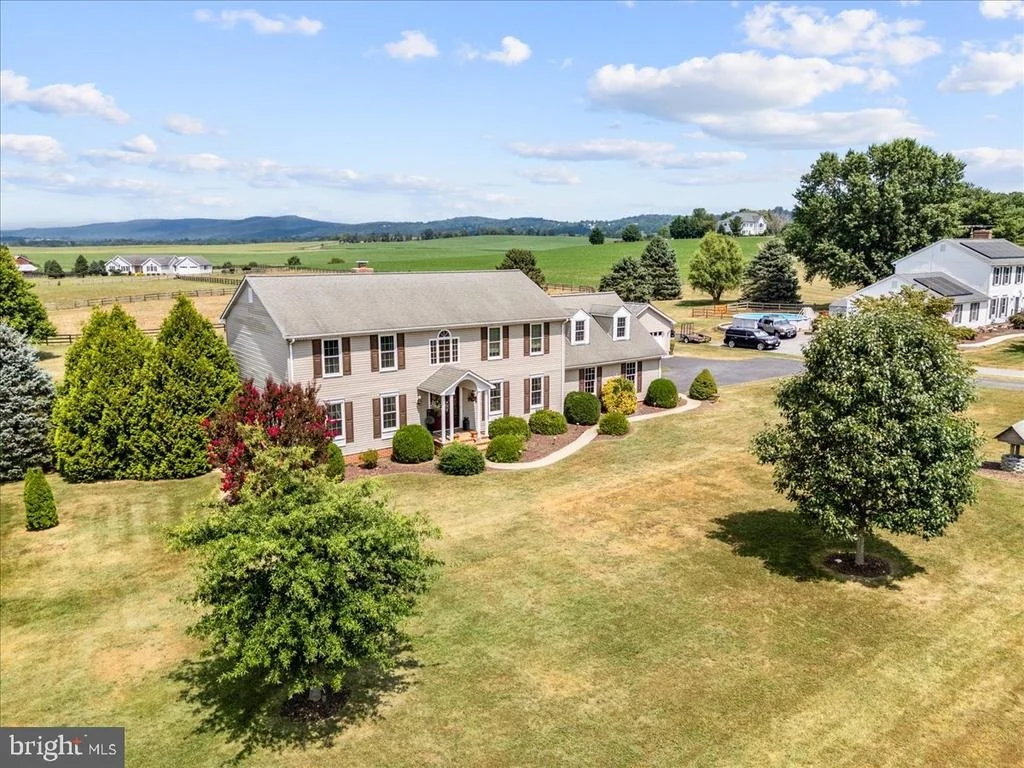 Photo of 3938 CHERRY LANE