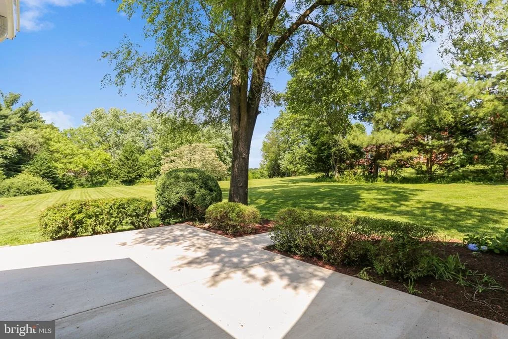 Photo of 8020 EXODUS DRIVE