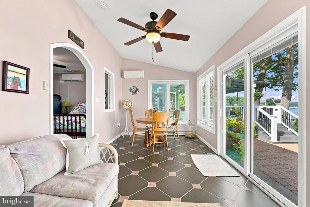 Photo of 127 ELKSIDE ROAD
