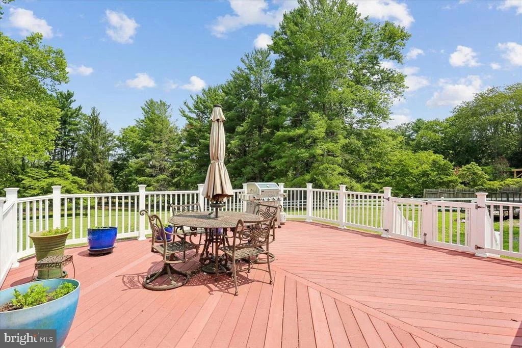 Photo of 14811 SPRINGFIELD ROAD