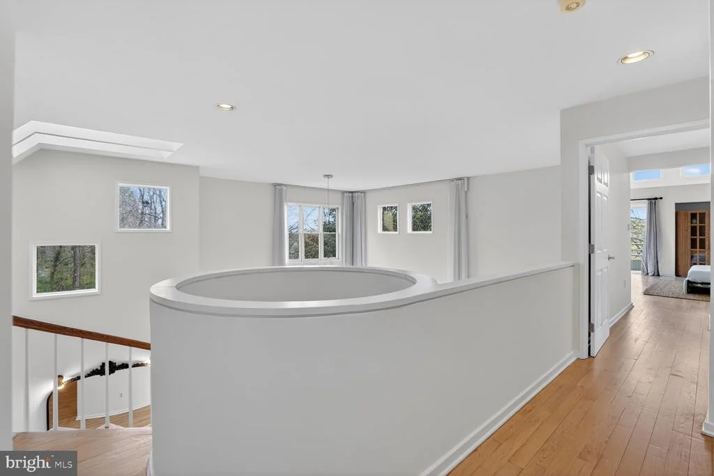 Photo of 2028 BEACON PLACE