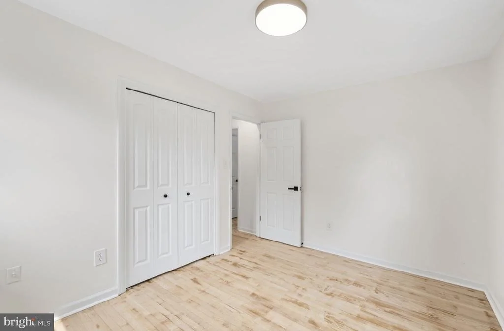 Photo of 6502 SUMMERHILL ROAD