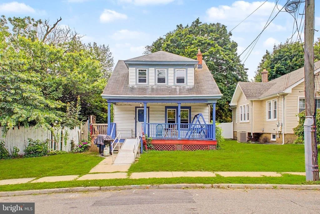 Photo of 93 LOCUST AVENUE