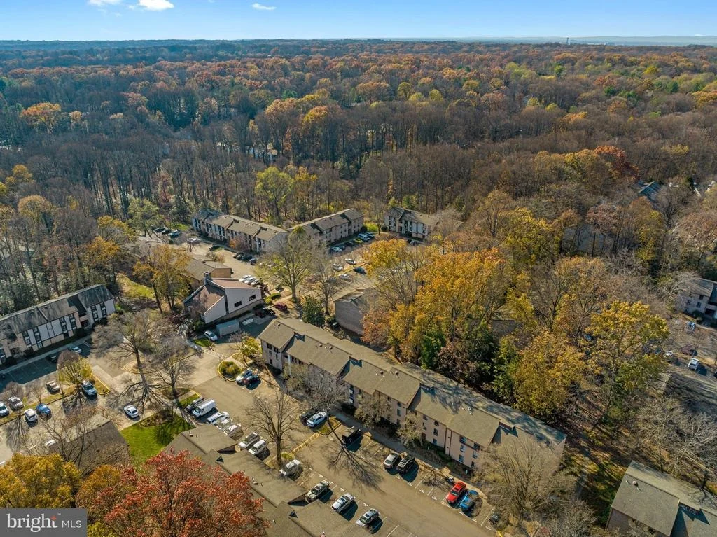 Photo of Unit 901B at 11650 STONEVIEW SQUARE