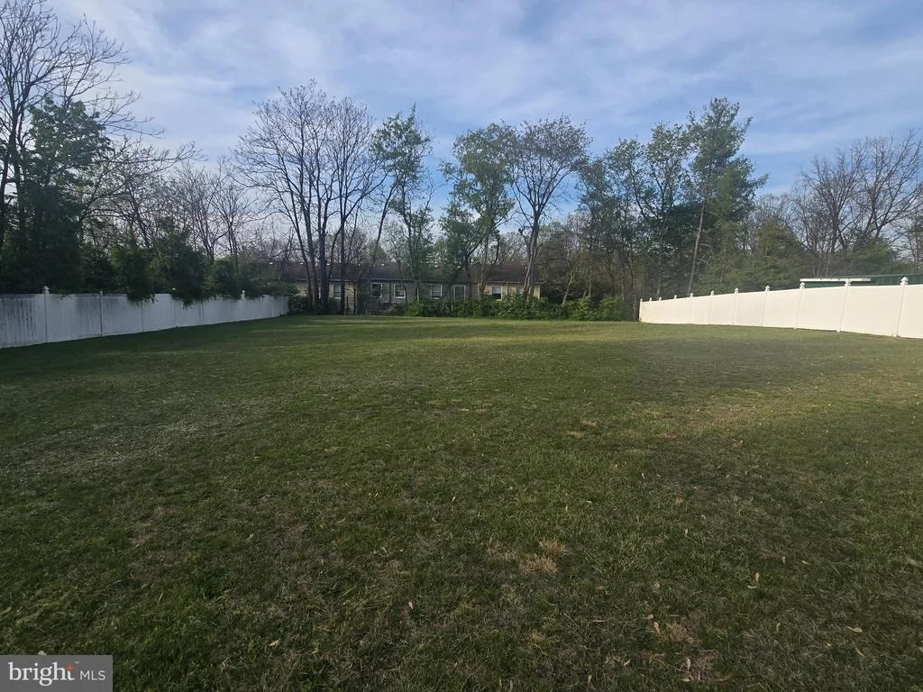Photo of 413 VALLEY MILL ROAD