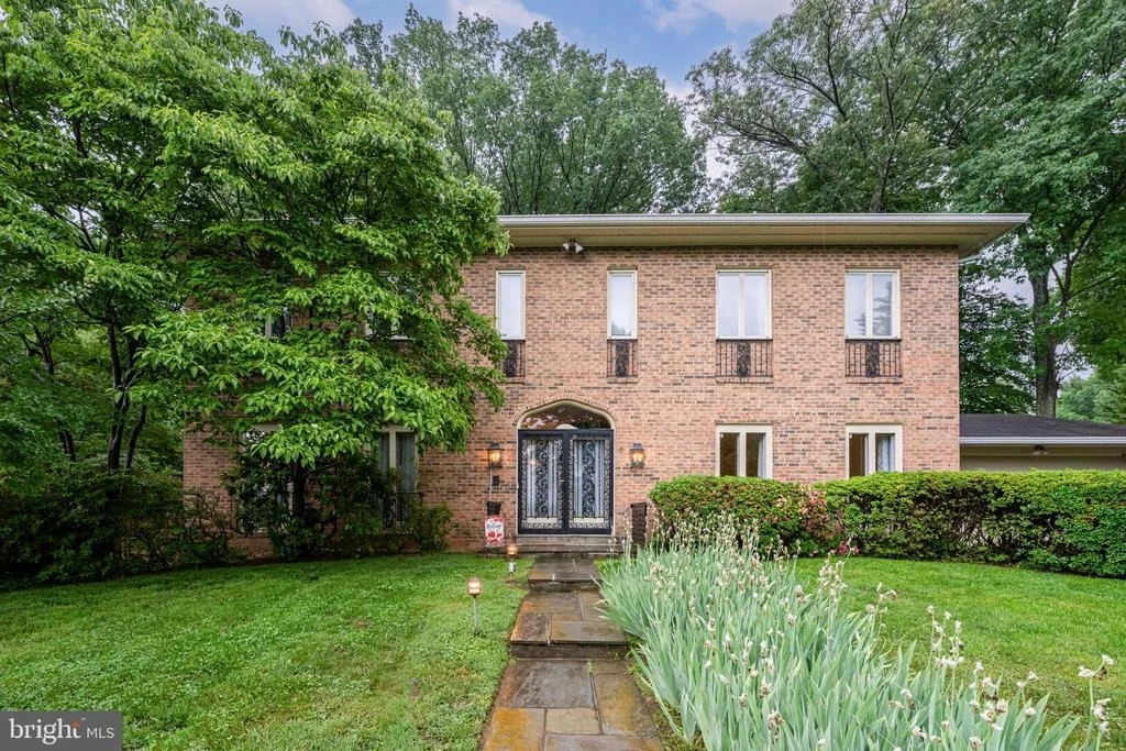 Photo of 1502 HIGHWOOD DRIVE