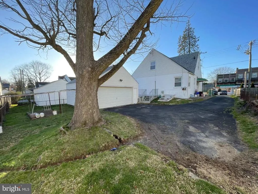 Photo of 3908 STATE ROAD