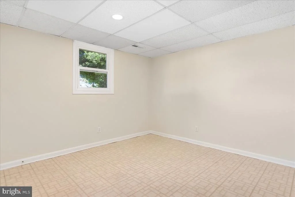 Photo of 8004 MALCOLM ROAD