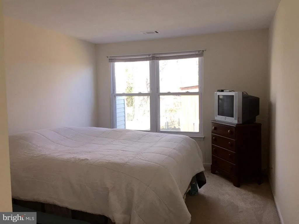 Photo of 826 CHADWICK CIRCLE