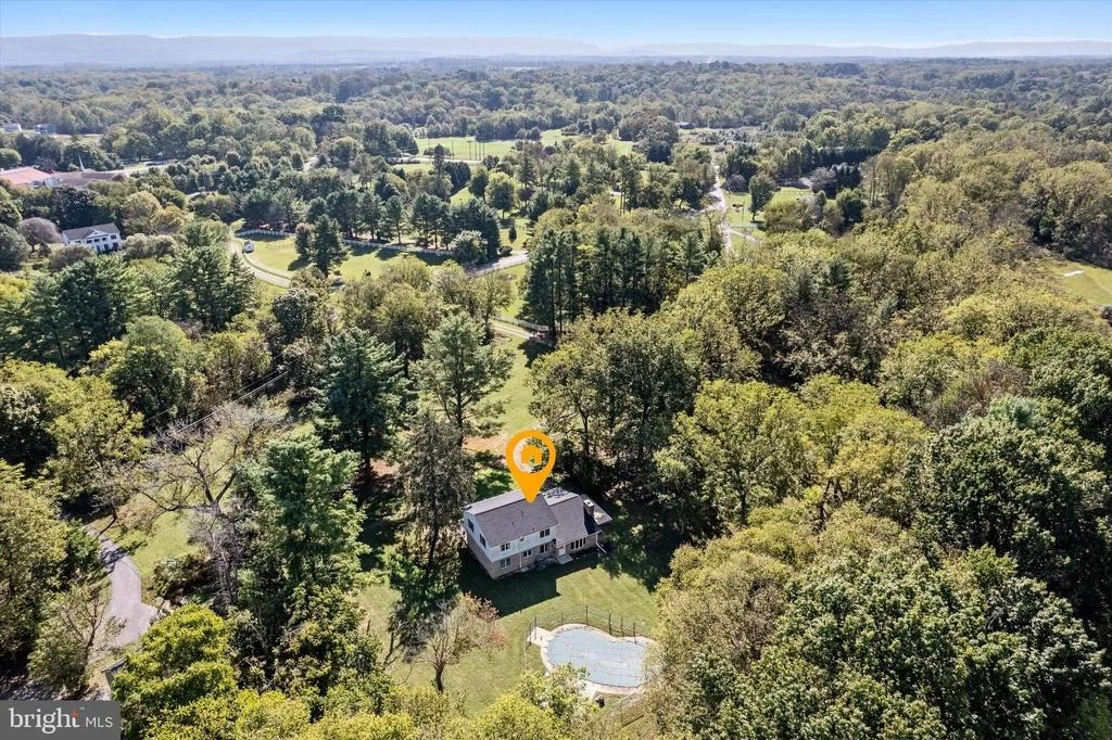 Photo of 185 SHEPHERD LANE