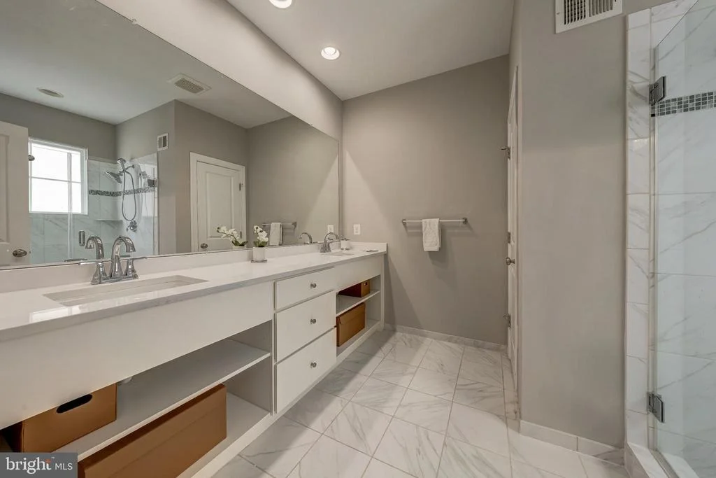 Photo of 44532 STEPNEY DRIVE