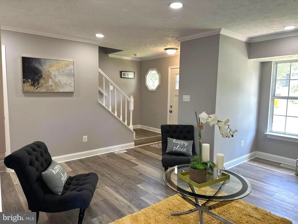 Photo of 7814 OUTING AVENUE