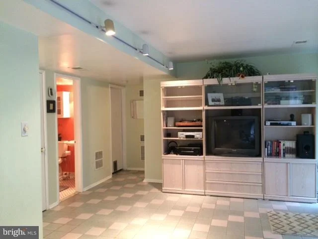 Photo of 11736 FLINTS GROVE LANE
