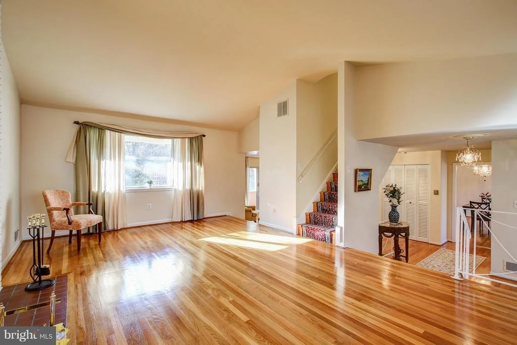 Photo of 416 LAMBERTON DRIVE