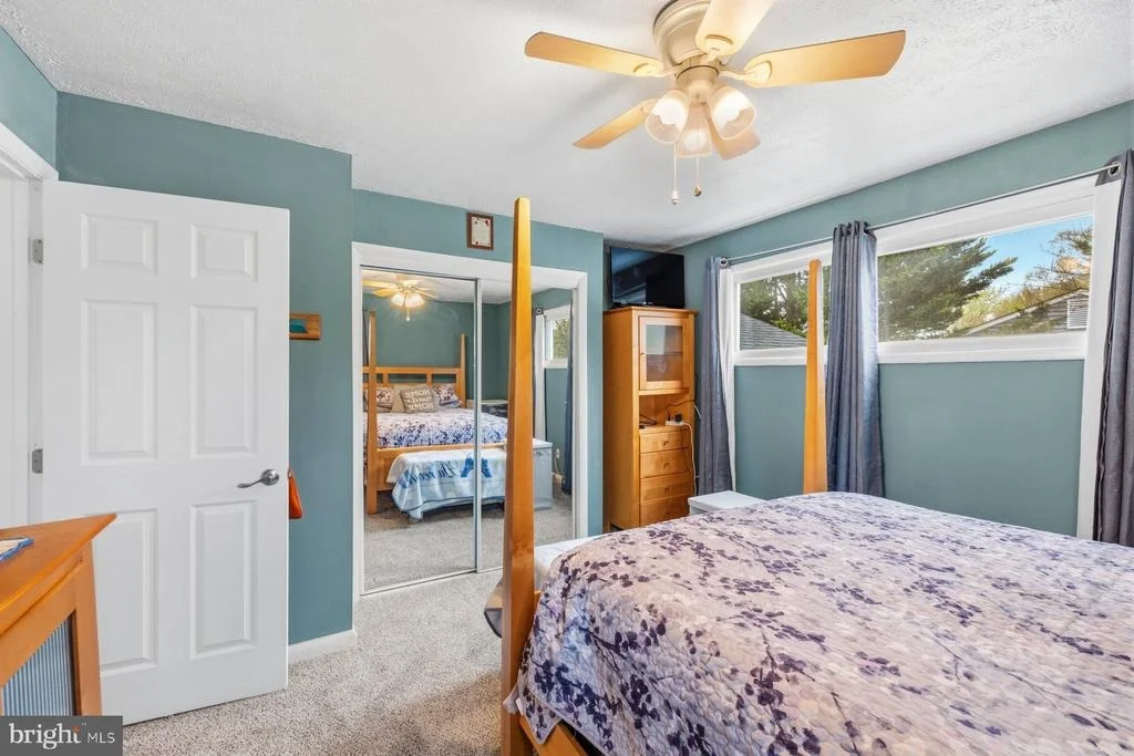 Photo of 530 RITA DRIVE