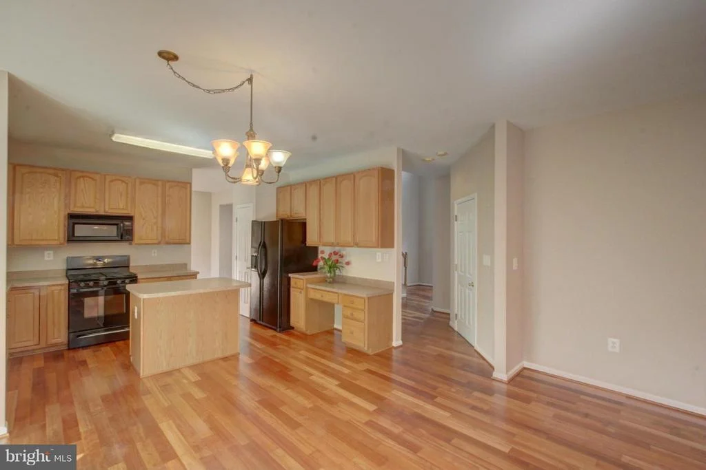 Photo of 252 TINSTONE DRIVE