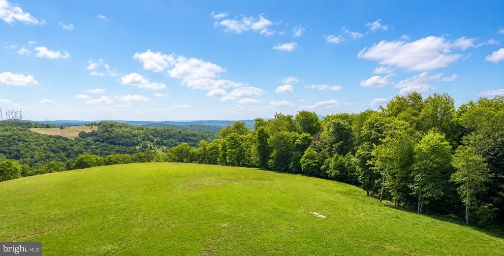 Photo of 2189 TABLE ROCK ROAD