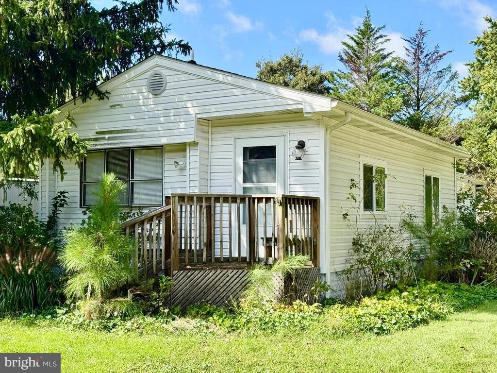 Photo of 17240 WATER VIEW DRIVE