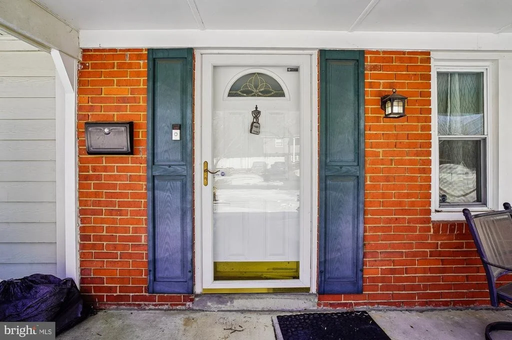 Photo of 16005 PENNANT LANE