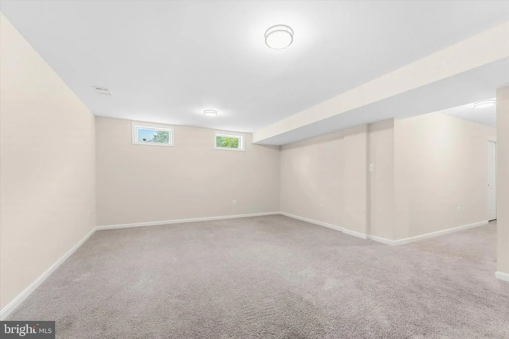 Photo of 2024 CHESTNUT DRIVE