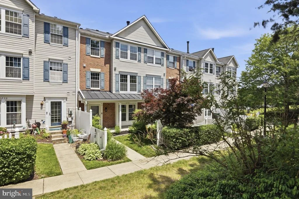 Photo of Unit 25 at 4240 MAPLE PATH CIRCLE