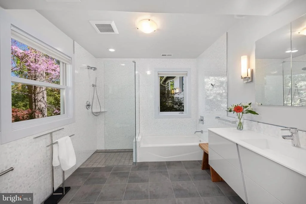 Photo of 6226 NELWAY DRIVE