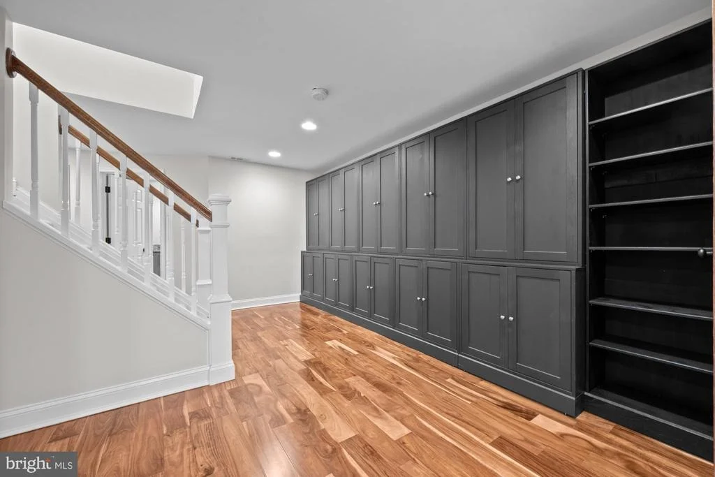 Photo of 10215 MARTINHOE DRIVE