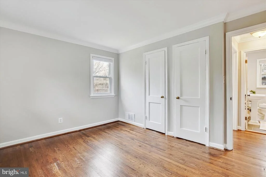 Photo of 7926 JACKSON ROAD