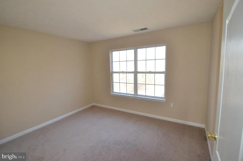 Photo of 2324 SOUTH HAMPTON DRIVE
