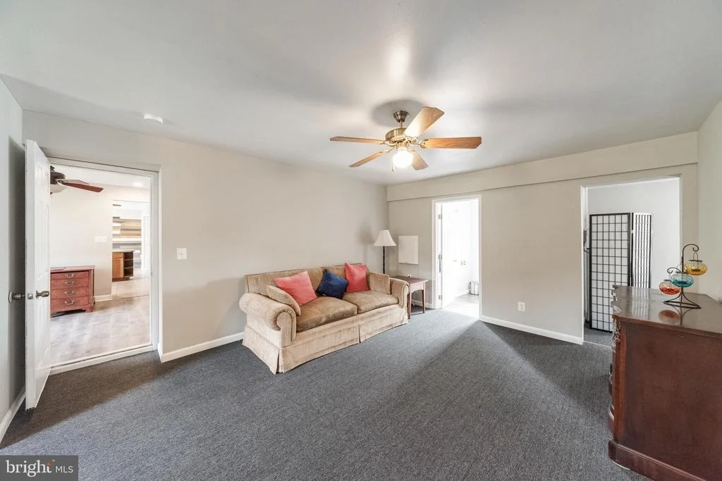 Photo of 8135 HIGHPOINT ROAD