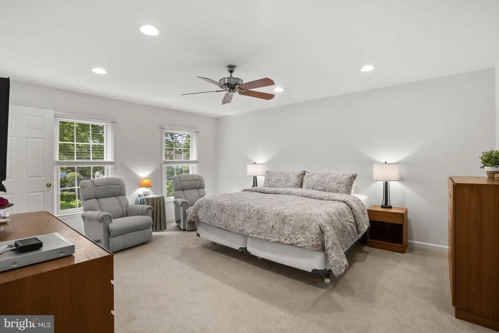 Photo of 4913 CONTINENTAL DRIVE