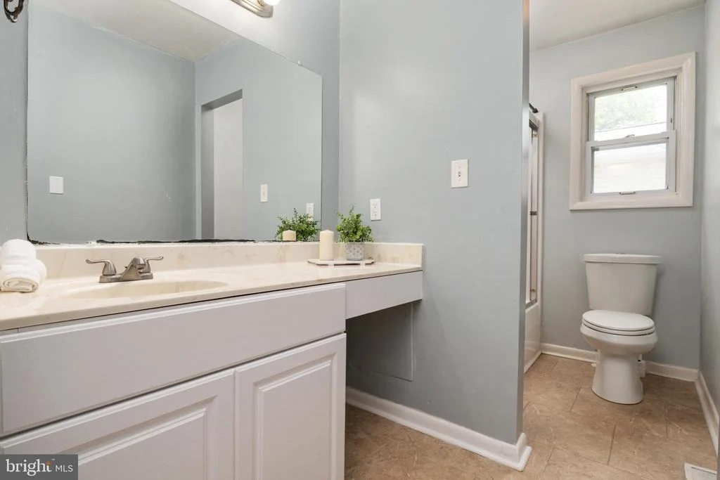 Photo of 1734 RIDGELY ROAD