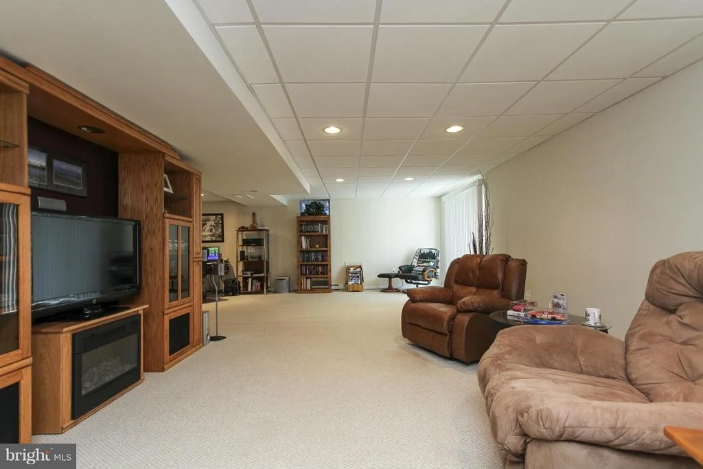 Photo of 1004 GULLO ROAD