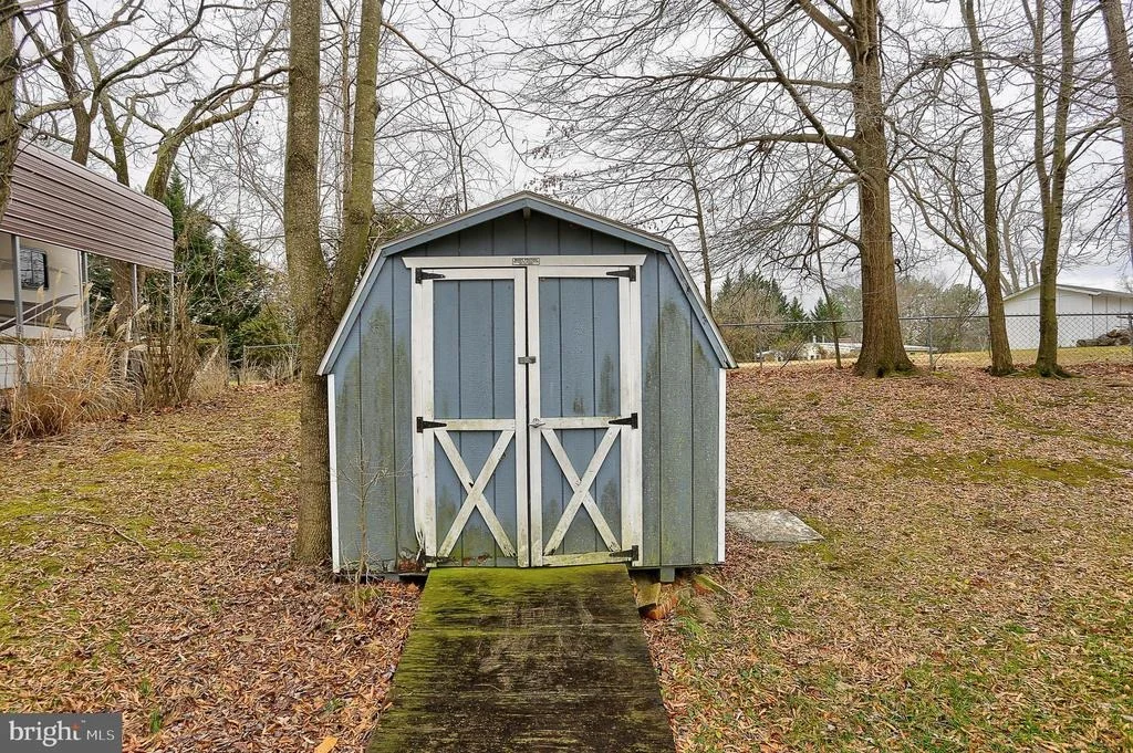 Photo of 6105 WINDHAM ROAD