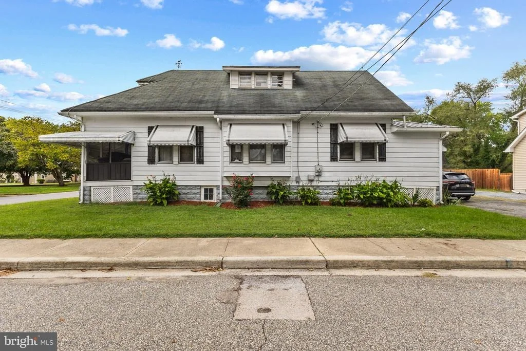 Photo of 200 MAPLE AVENUE