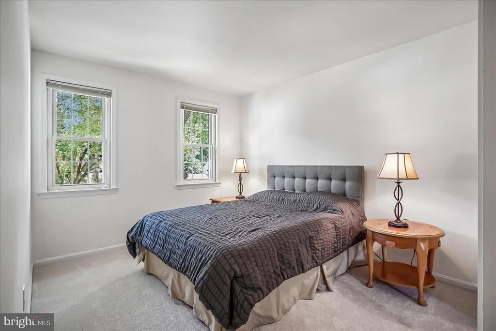 Photo of 9357 CHESTNUT KNOLLS DRIVE