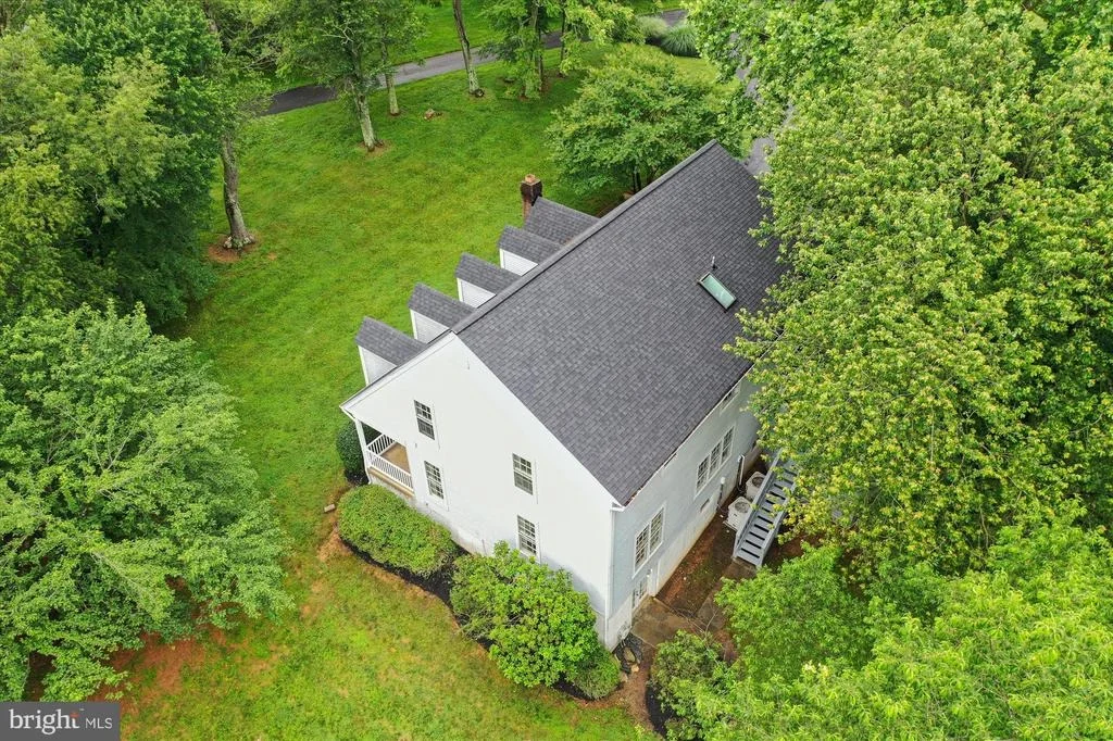 Photo of 22217 CREEKVIEW DRIVE