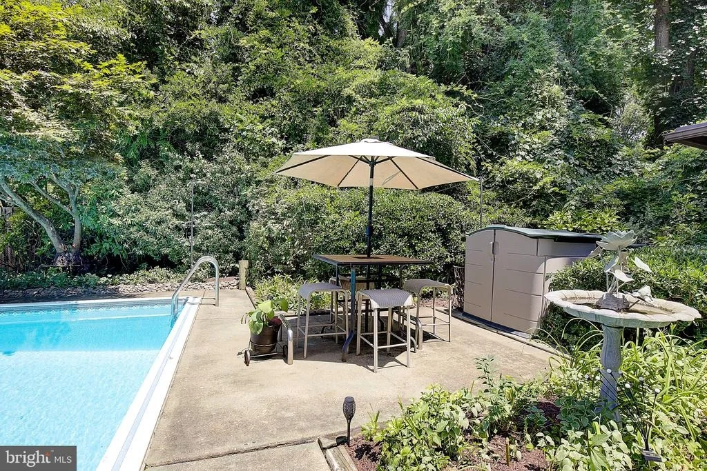 Photo of 1169 LATROBE DRIVE