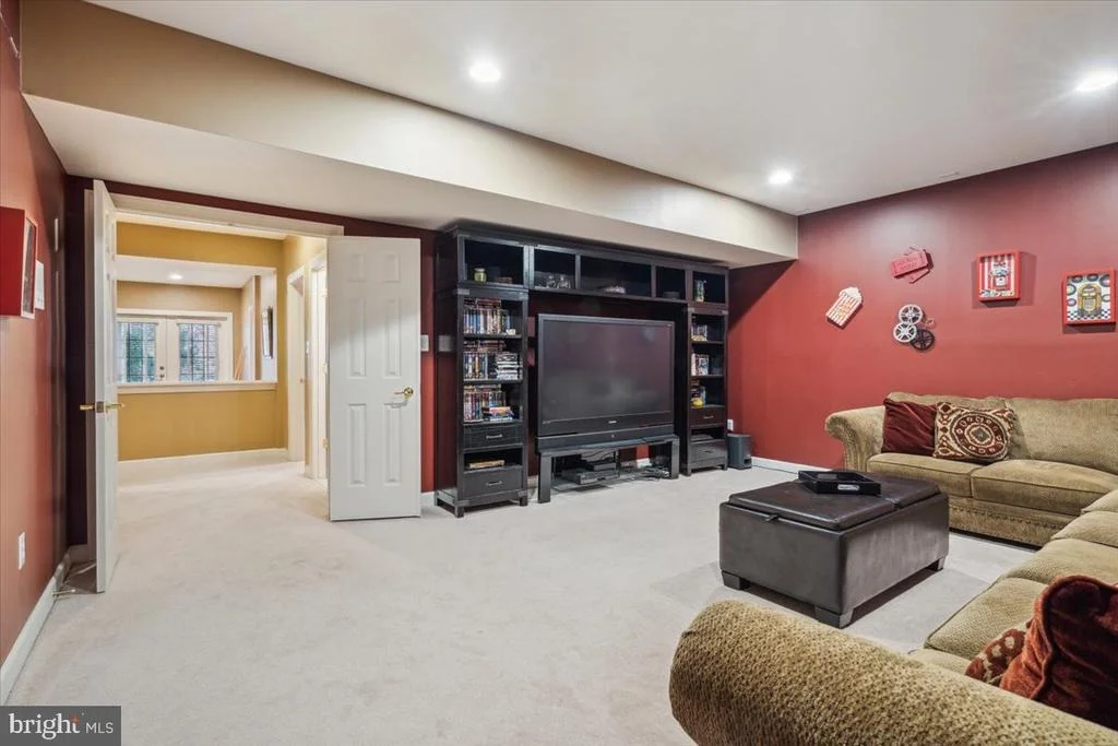 Photo of 9315 ELGIN LANE
