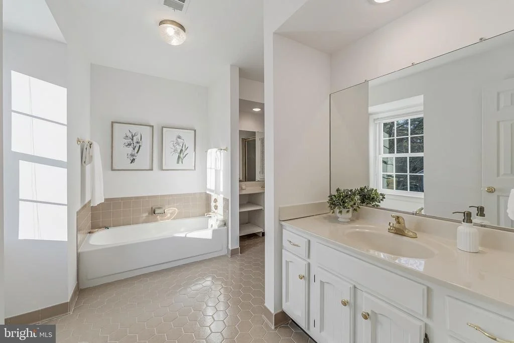 Photo of 10332 DUNN MEADOW ROAD