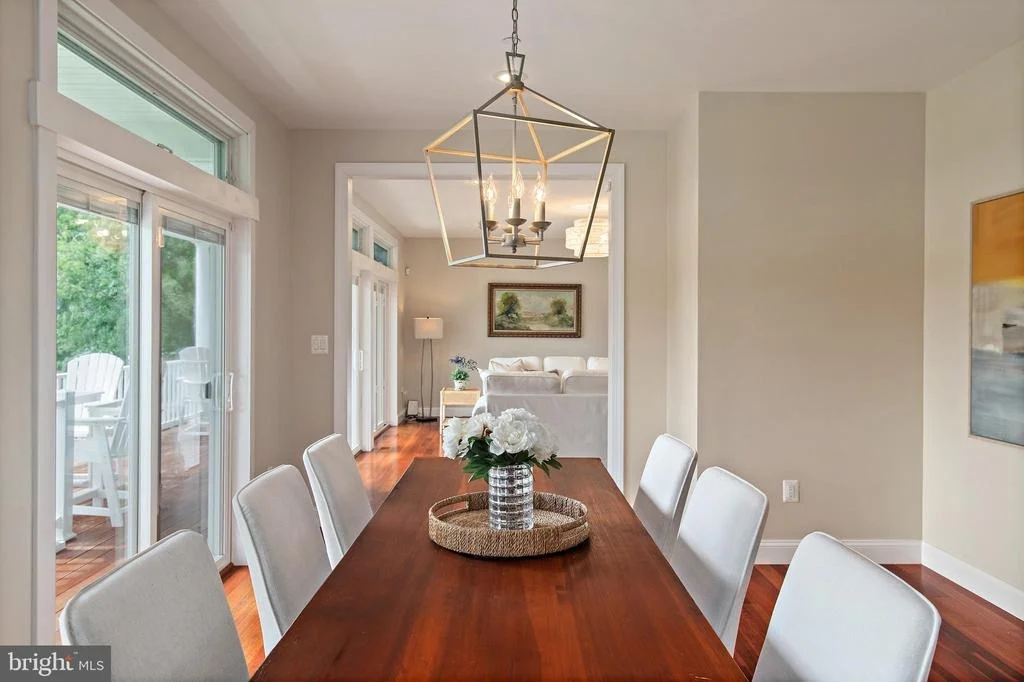 Photo of 621 HARBOR DRIVE