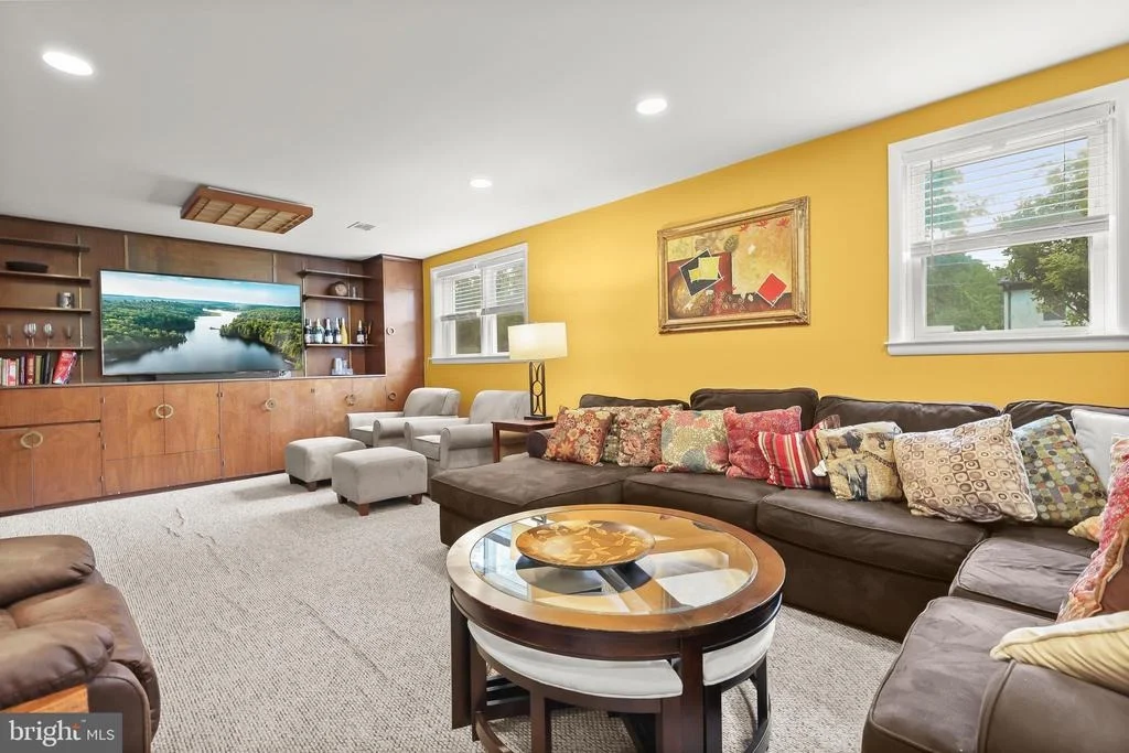 Photo of 2 GREENLEA DRIVE