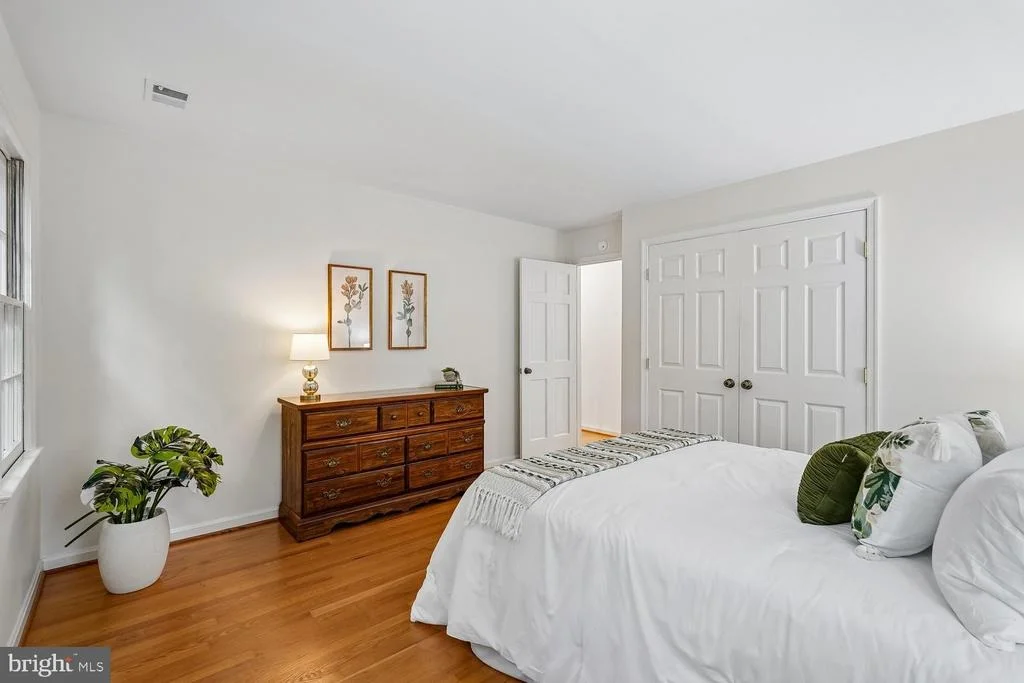 Photo of 11732 STUART MILL ROAD