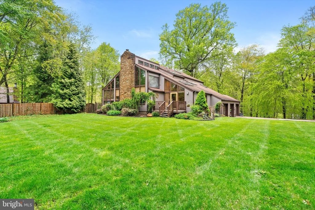 Photo of 621 HANOVER DRIVE
