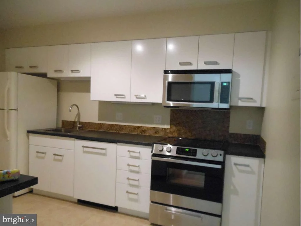 Photo of Unit 1401 at 15101 INTERLACHEN DRIVE
