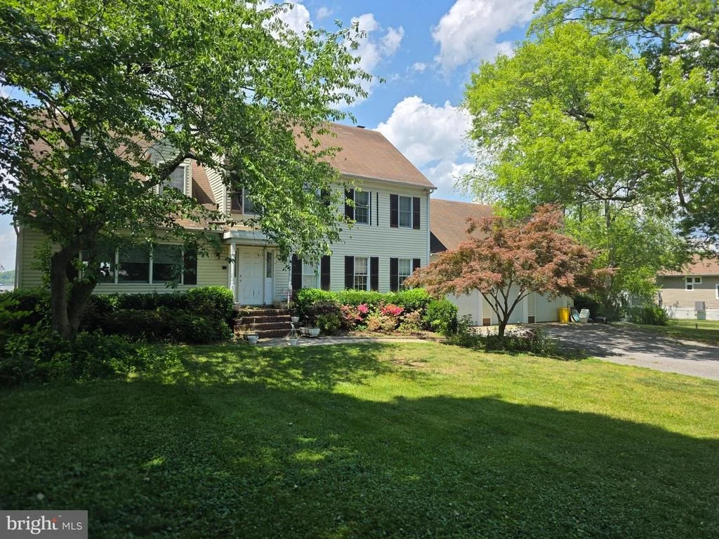 Photo of 145 EDGEWATER DRIVE