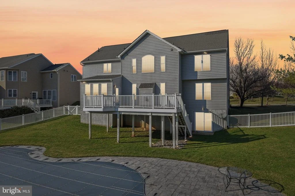 Photo of 1702 FIELDBROOK LANE